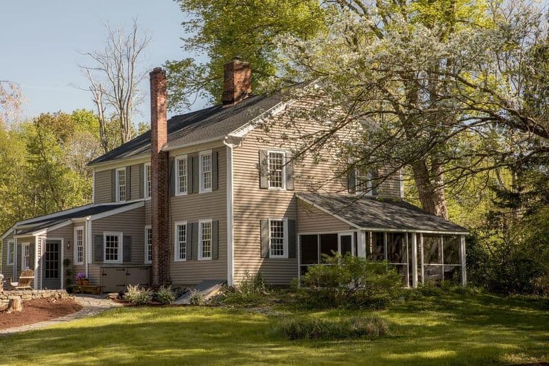Colonial Farmhouses
