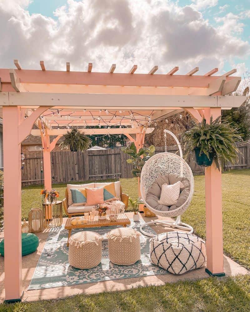 Colorful Pergola Accents
