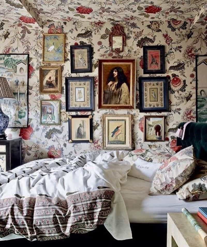 Create Gallery Walls