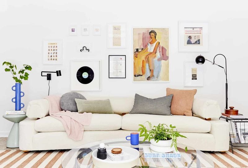 Crowded Walls