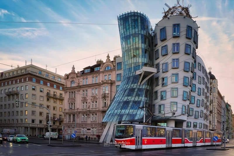 Dancing House