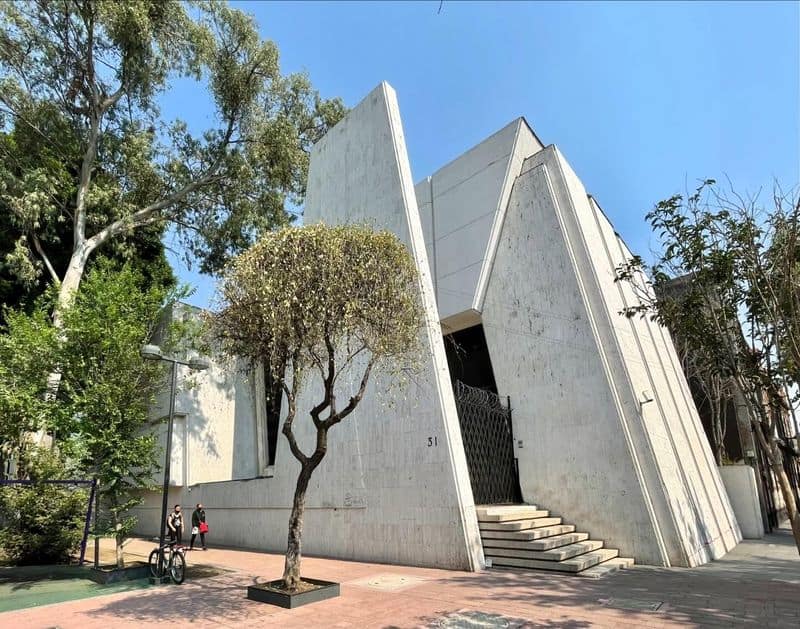 Escuela de Ballet Folklórico de México