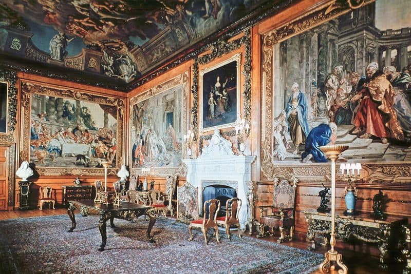 Extensive Art Collection