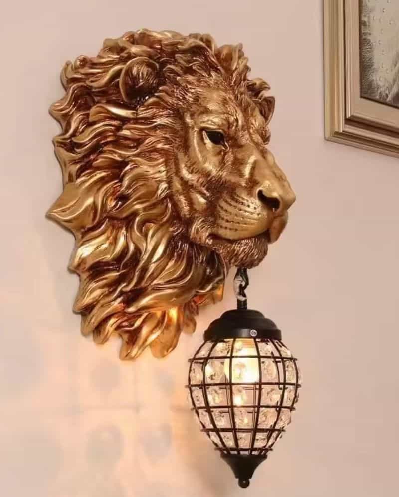 Ferocious Lion Lamp