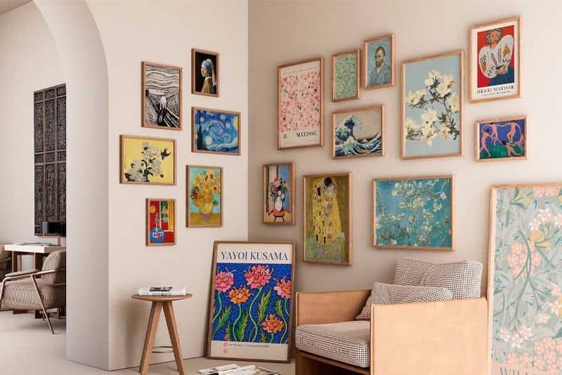 Gallery Wall for Personal Expression