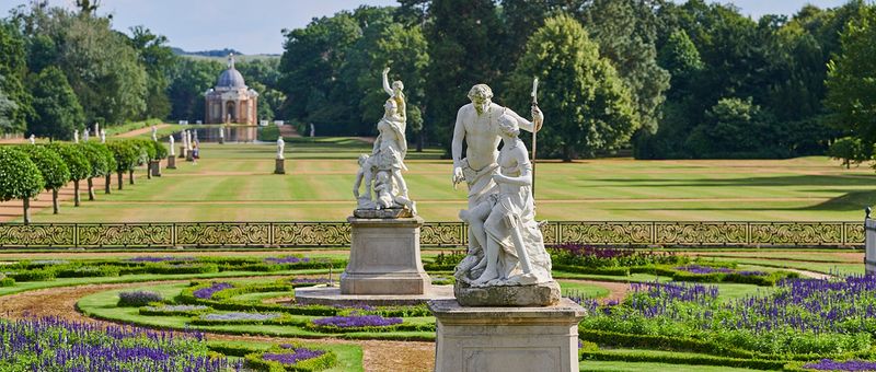 Gardens and Surroundings