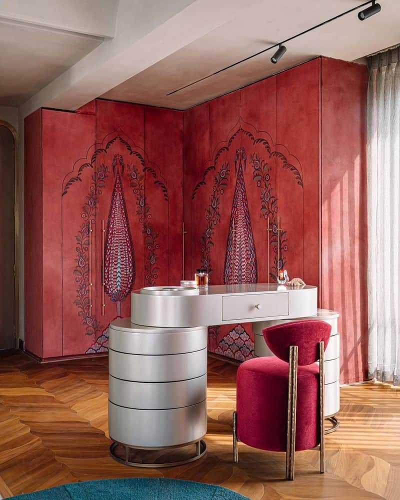 Glam Velvet Dressing Room