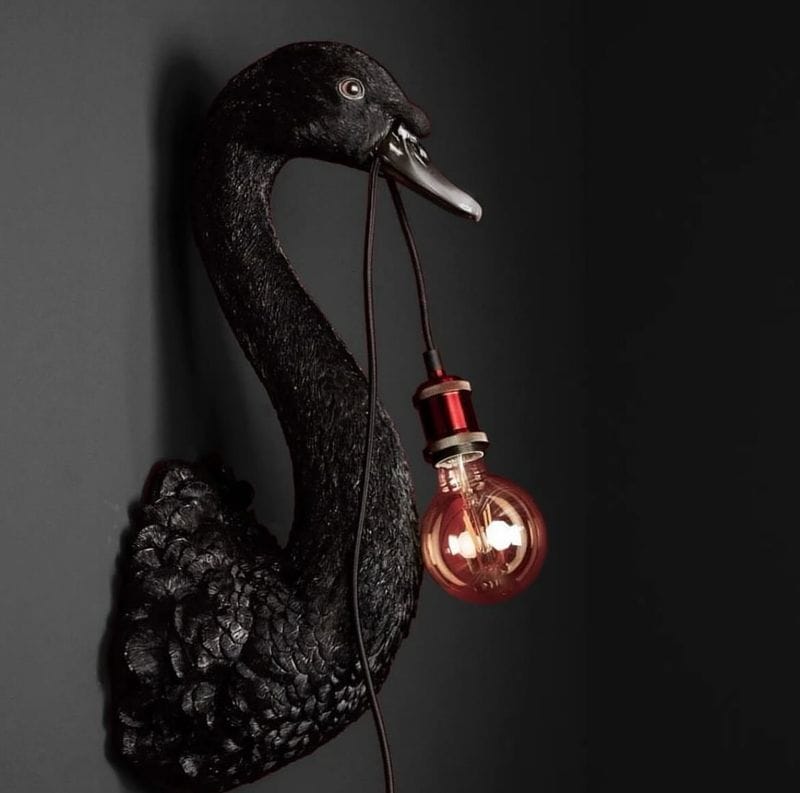 Graceful Swan Lamp