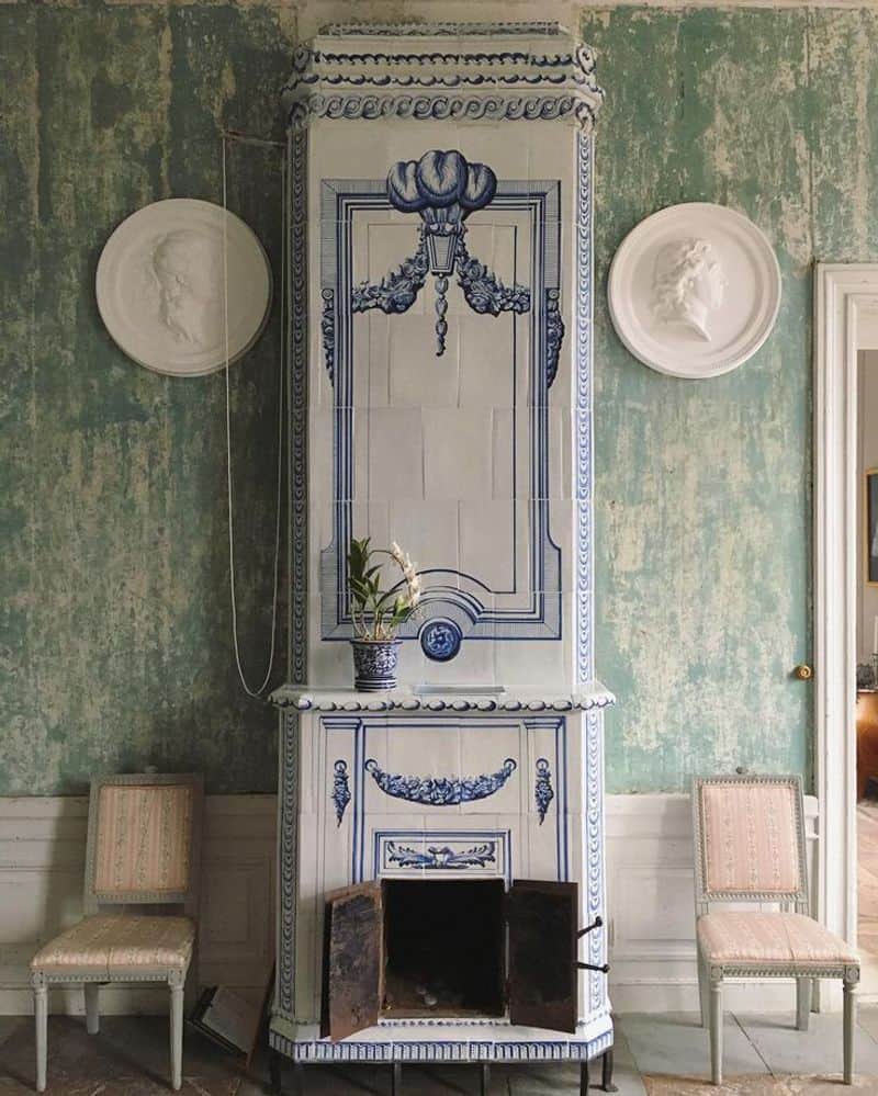 Gustavian Chair