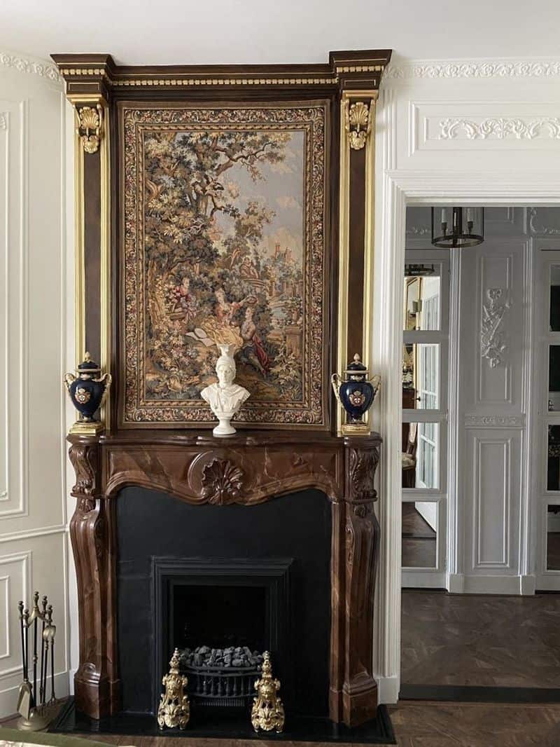 Historical Motifs and Heraldries