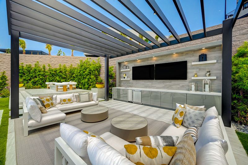 Create an Outdoor Living Room