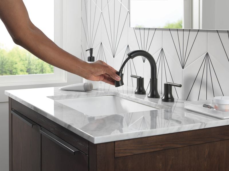 Delta Trinsic Single-Handle Faucet