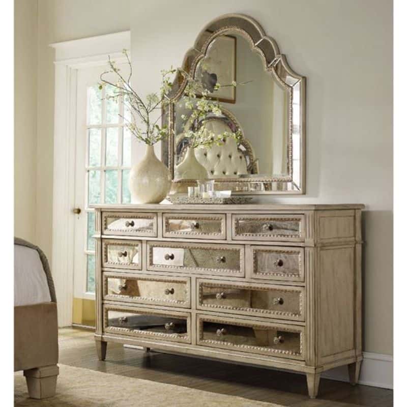 Mirrored Furniture Accents