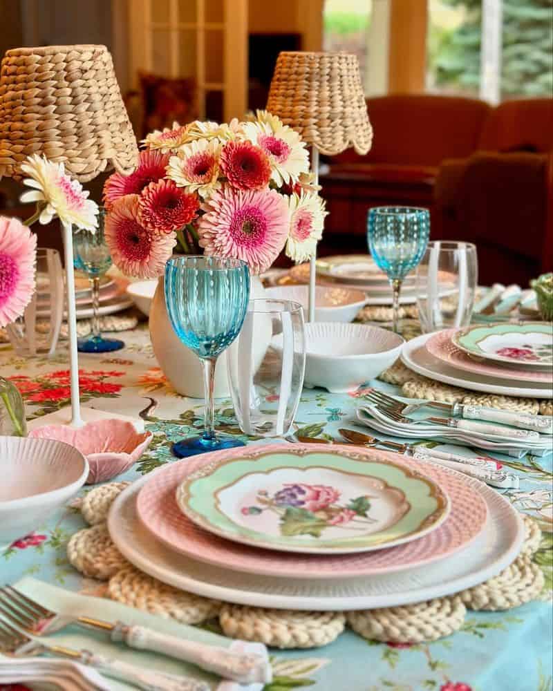 Mix-and-Match Dinnerware