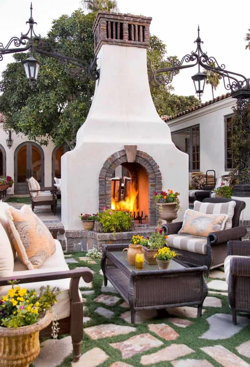 Outdoor Fireplace