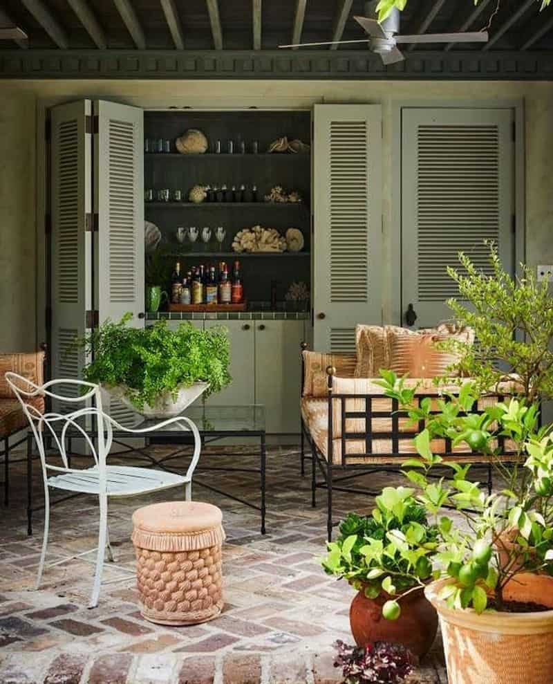 Louvered Doors