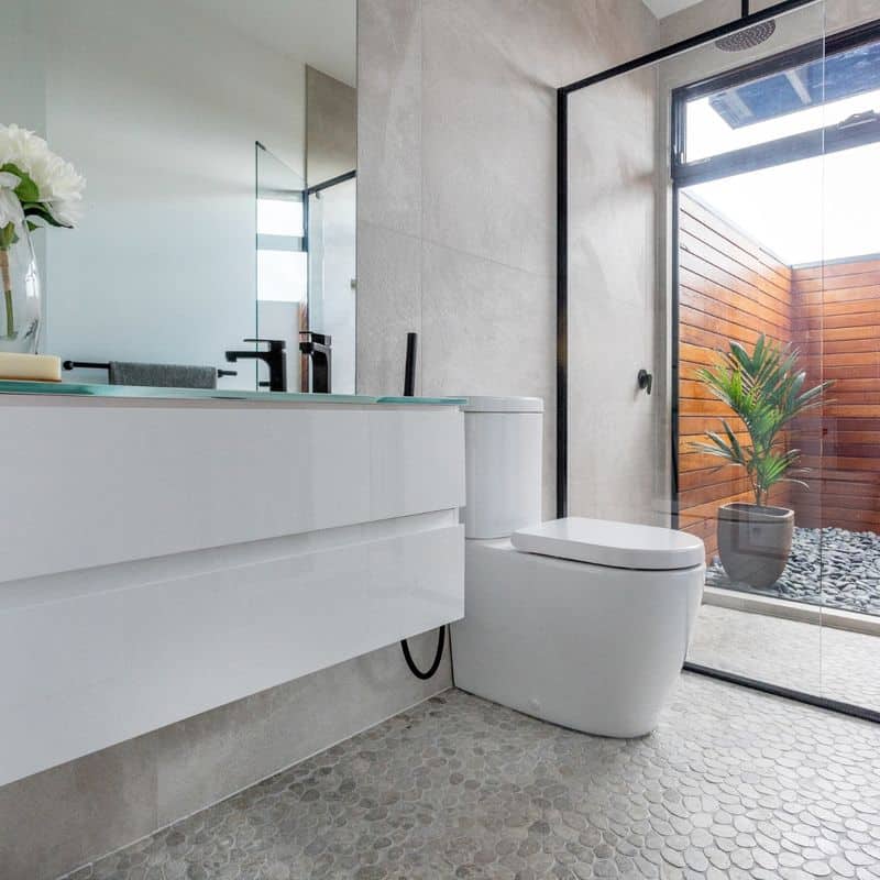 Pebble Stone Bathroom Flooring
