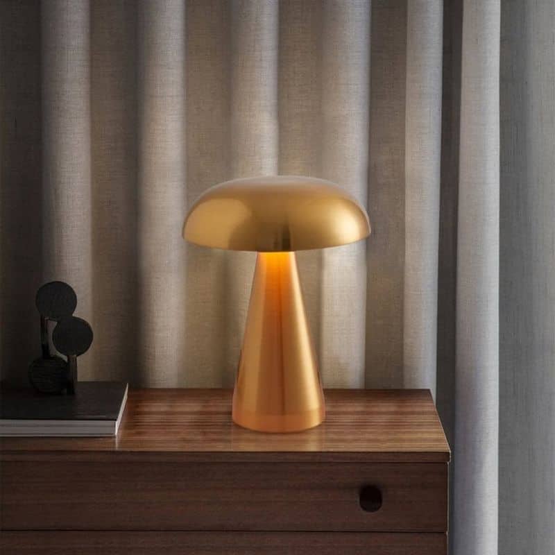 Minimalist LED Lamp