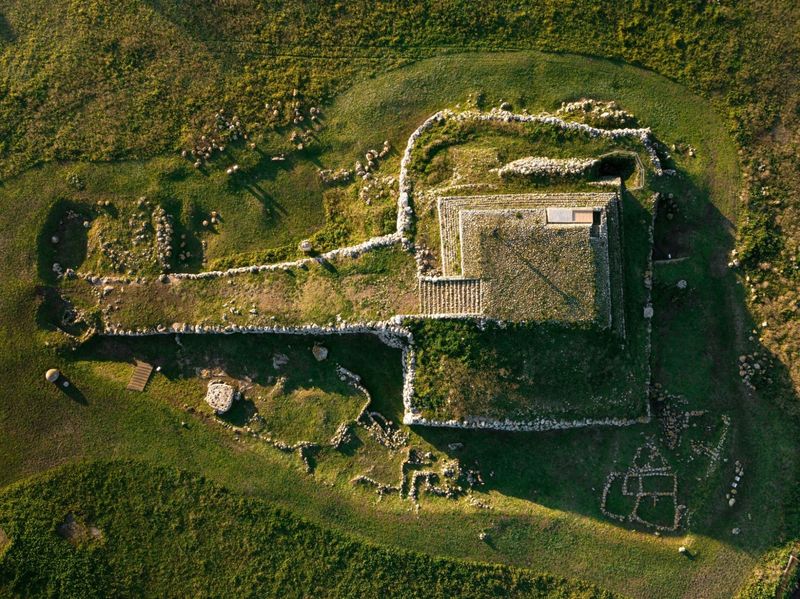 Pre-Nuragic Marvel