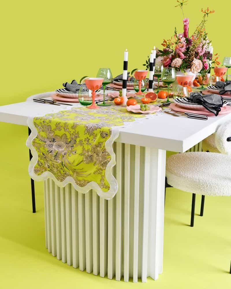 Scalloped Tablecloths