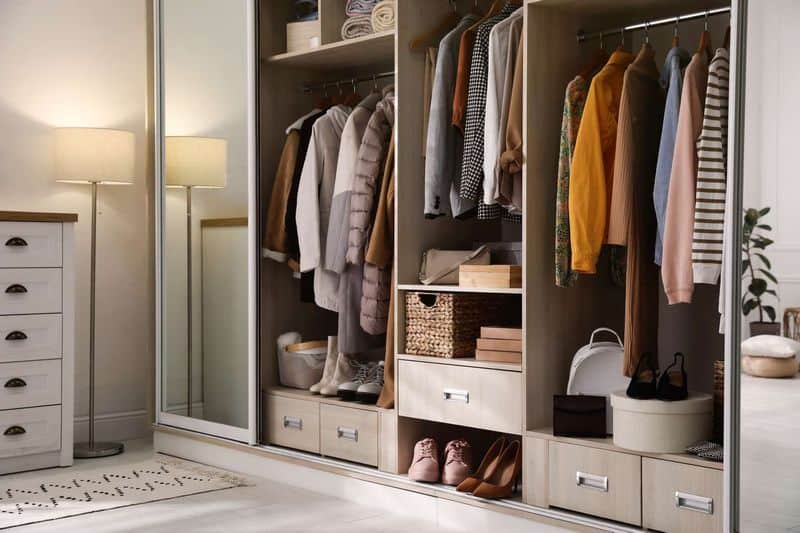 Seasonal Closet Swap