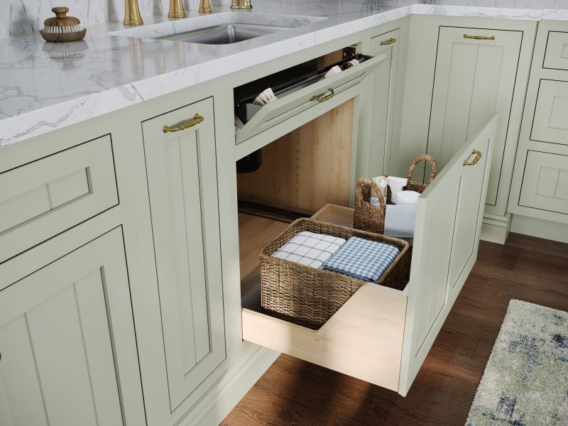 Pull-Out Drawers