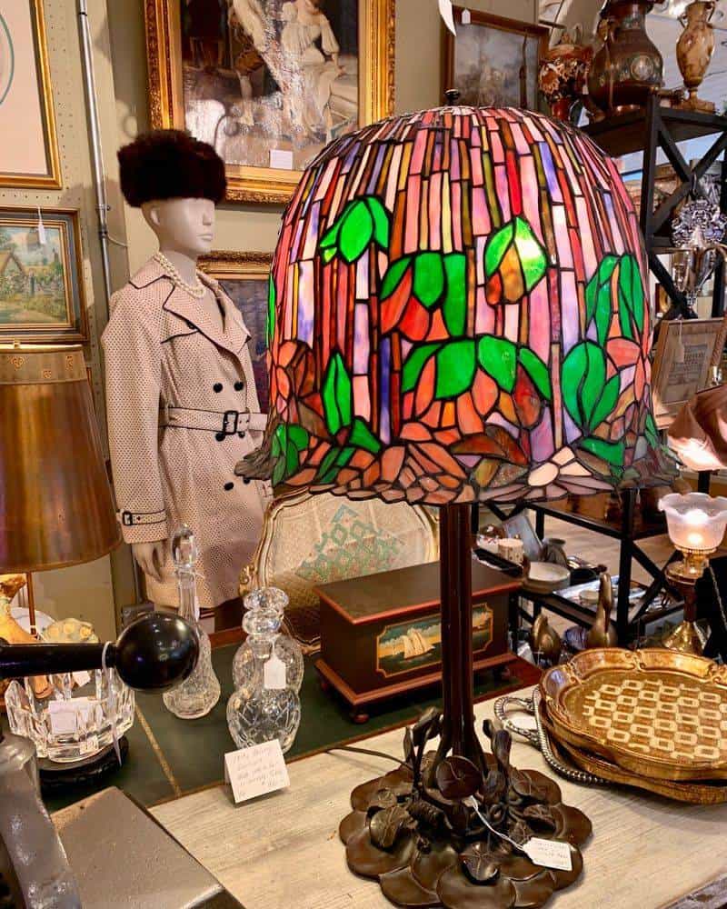 Tiffany Style Lamp