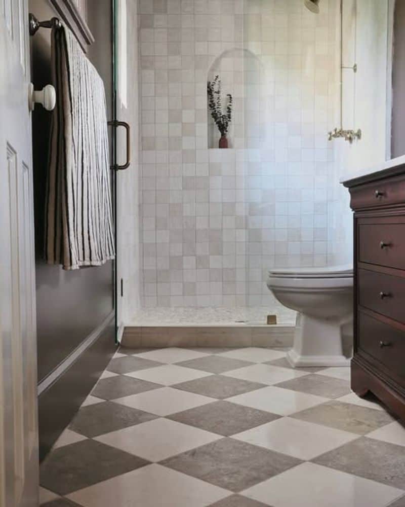 Use Checkerboard Flooring