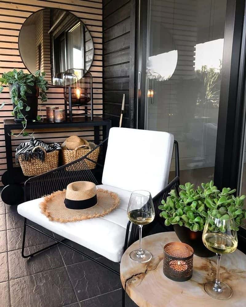 Use Mirrors to Expand Visual Space