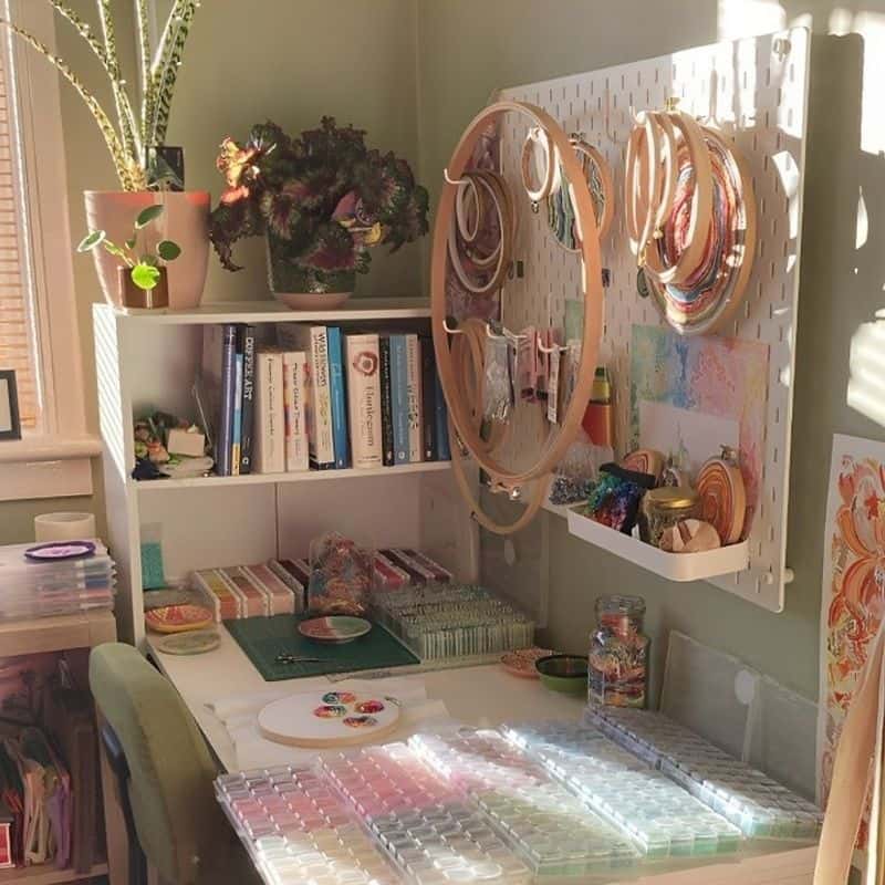Arts & Crafts Room