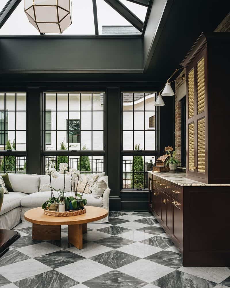 Classic Victorian Elegance