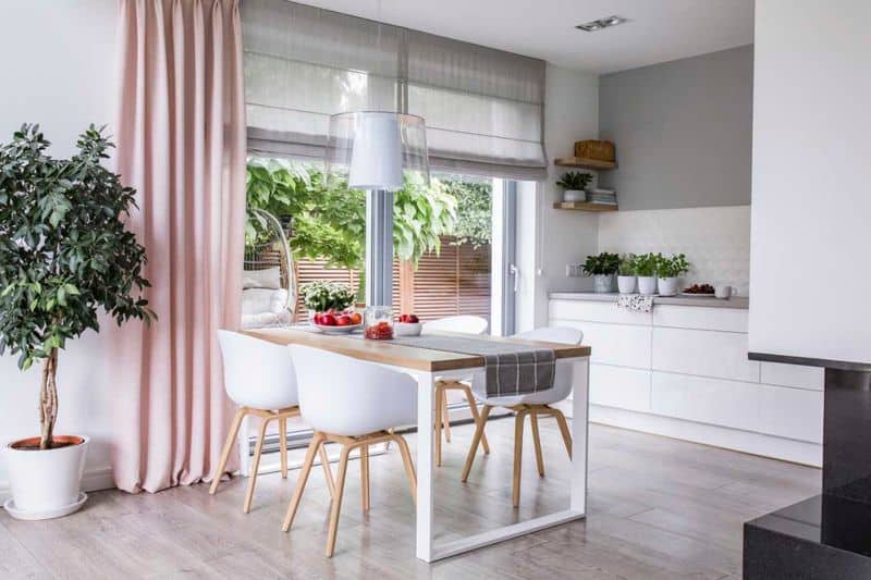 Mismatched Treatments and Décor
