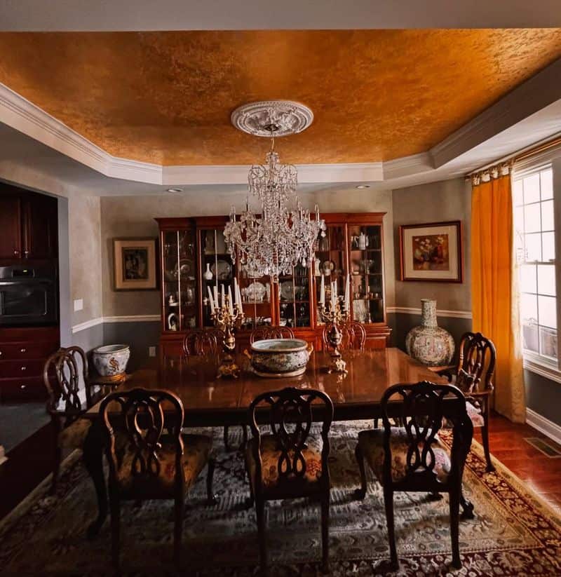 Gilded Dining Experience