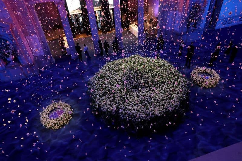 Grand Hall Decor