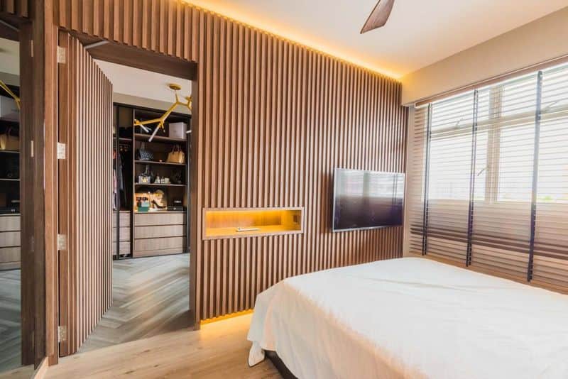 The Seamless Wall Panel