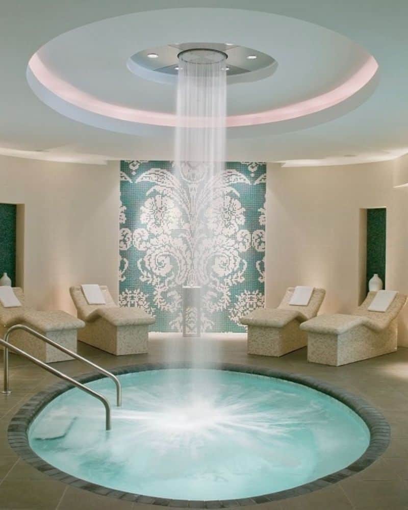 Tropical Spa Oasis