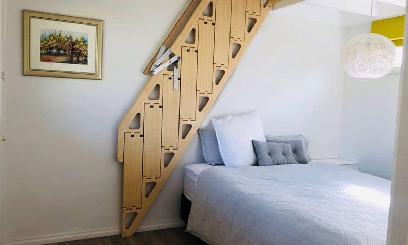 Fold-Down Stairs