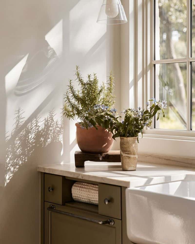 Harnessing Natural Light