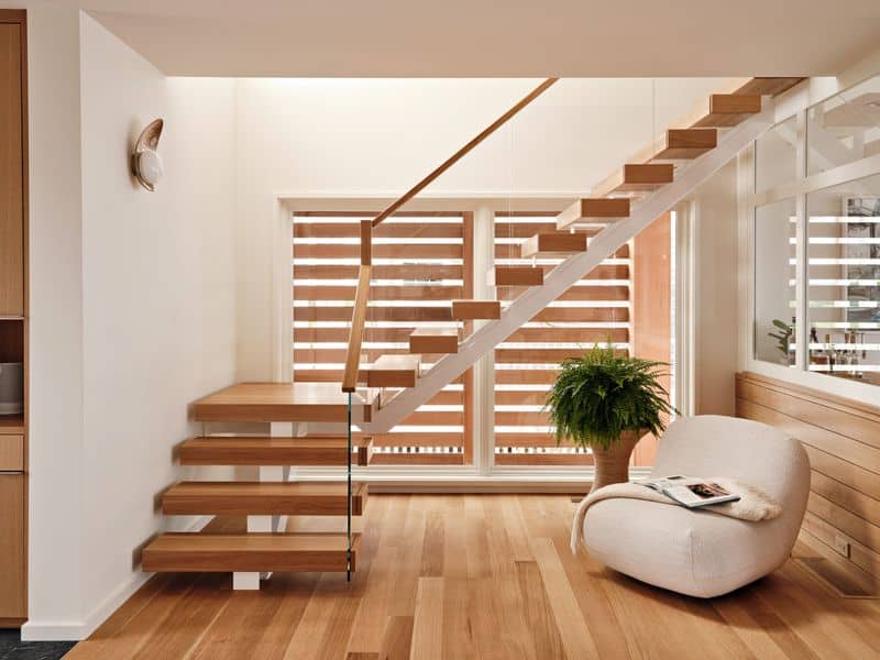 L-shaped Staircase