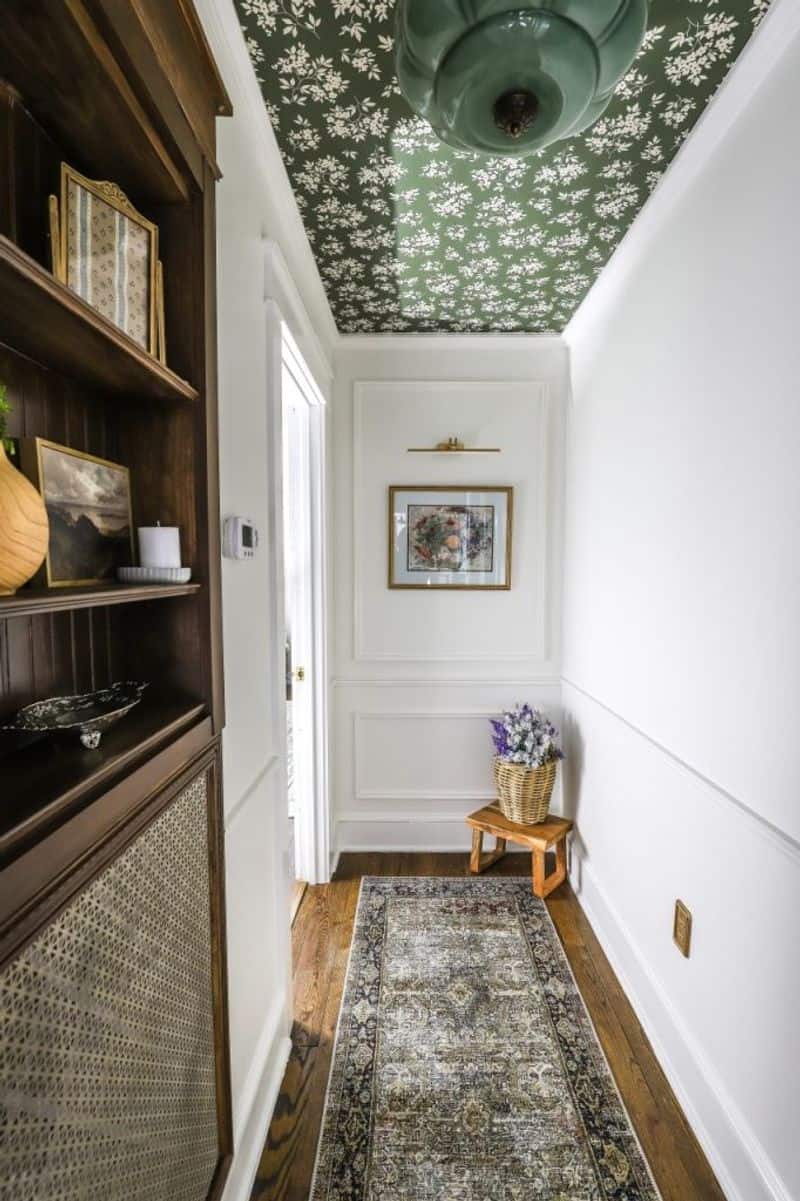 Narrow Corridors and Pace