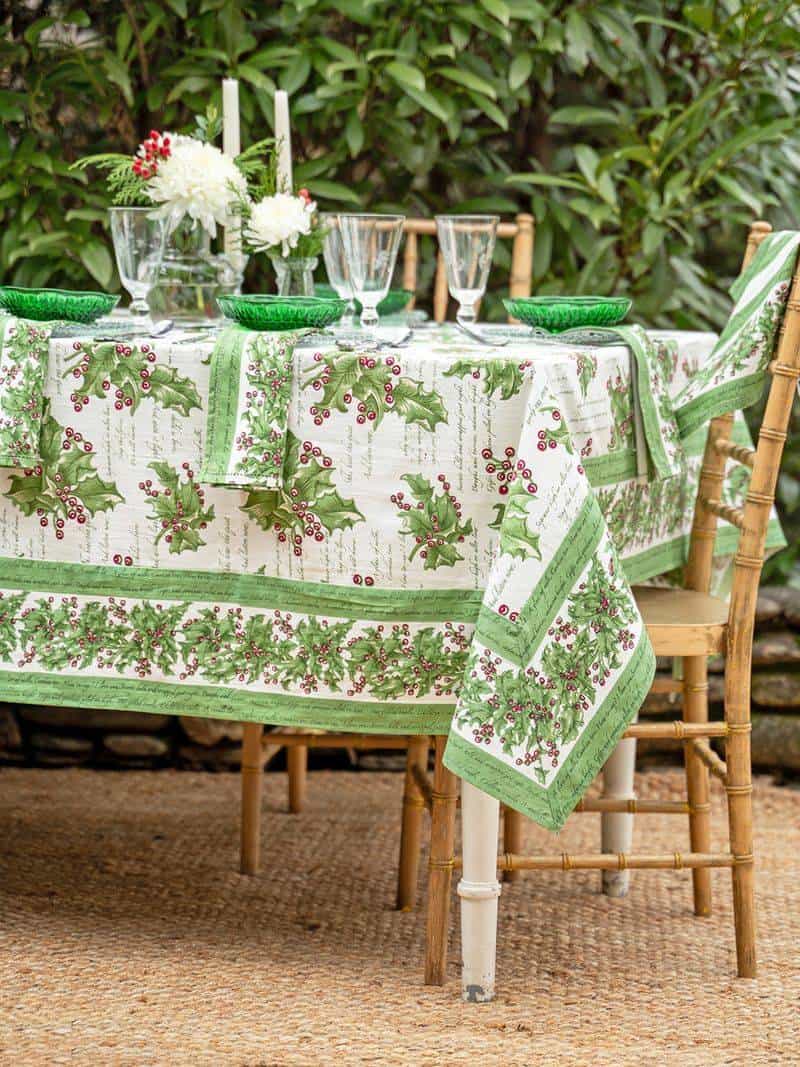Novelty or Seasonal Tablecloths