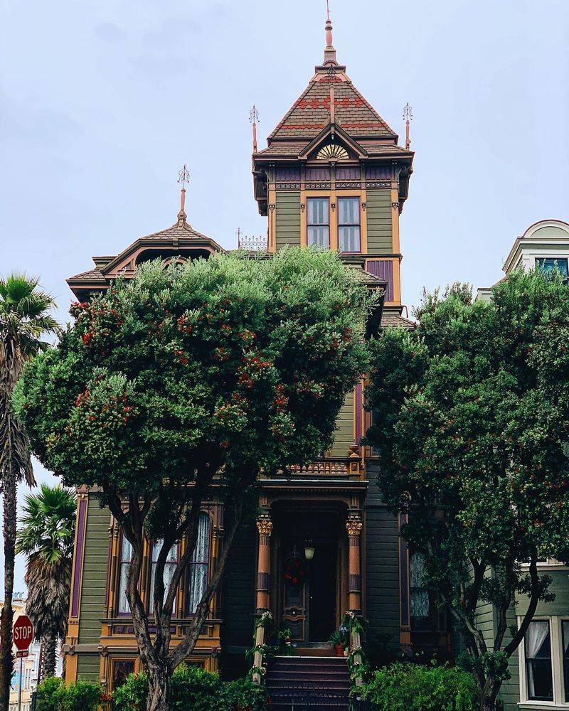 Transformation into Russian Embassy