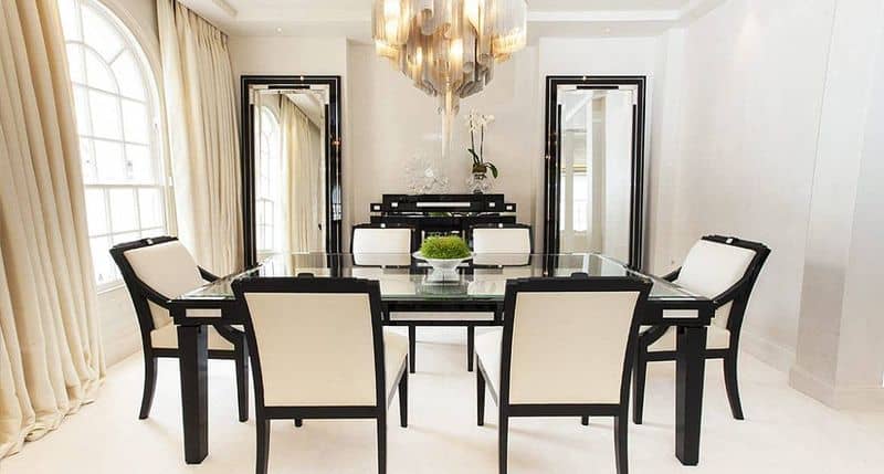 Masque de Femme Contemporary Chair