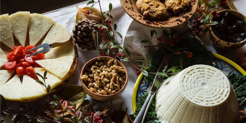 Seasonal Dining Spaces