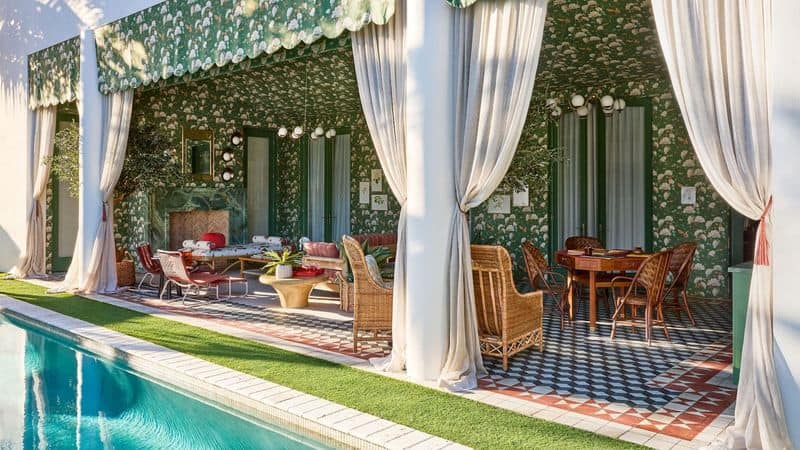 Tropical Garden Sanctuary